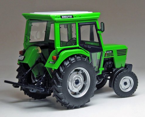 DEUTZ D 52 06 miniatuurmodel in schaal 1:32 van het merk weise toys