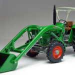 DEUTZ D 45 06 A met voorlader in schaal 1:32 van het merk Weise Toys
