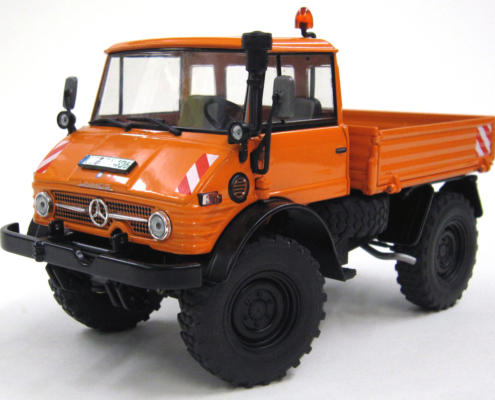 Unimog 406 (U84) Communal miniatuurmodel in schaal 1:32 van het merk Weise Toys