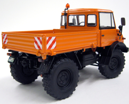 Unimog 406 (U84) Communal miniatuurmodel in schaal 1:32 van het merk Weise Toys