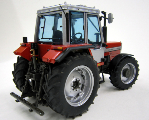 MASSEY FERGUSON 1014 miniatuurtractor in schaal 1:32 van het mer weise toys