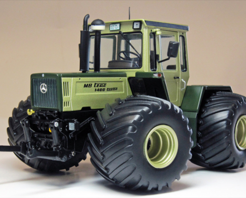 MB-trac 1400 turbo (W443) with terra tracks miniatuurmodel van het merk weisetoys