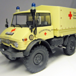 Unimog 406 Deutsches Rotes Kreuz miniatuurmodel in schaal 1:32 van weise toys