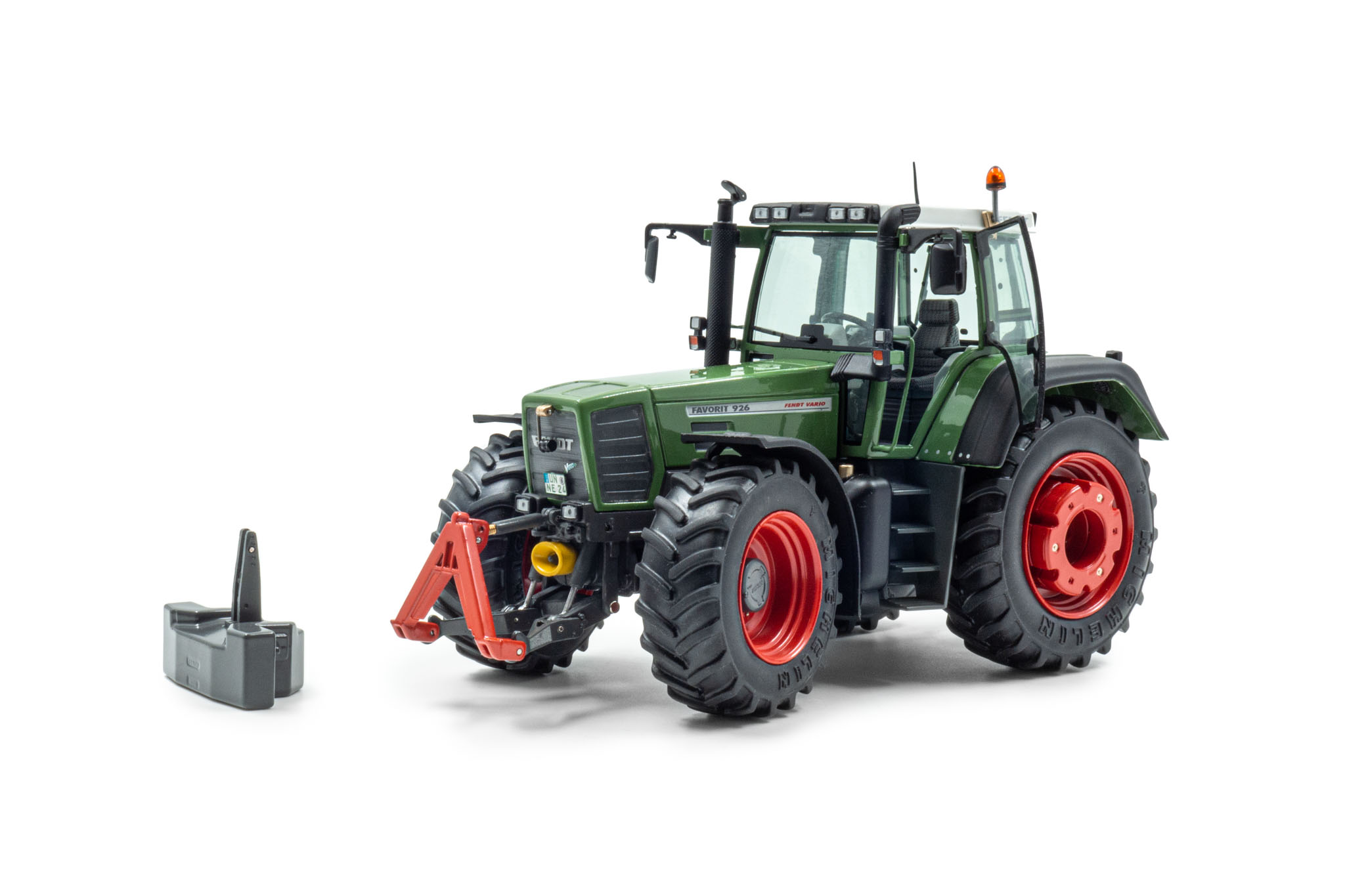 Fendt Favorit 926 Vario generation 1 scale model