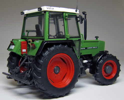 FENDT Farmer 309 LSA miniatuur tractor in schaal 1:32 van het merk Weise Toys