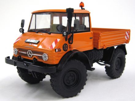 Unimog 406 (U84) Kommunal miniatuurmodel in schaal 1:32 van het merk Weise Toys