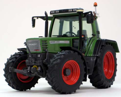 4-1001-2 FENDT Favorit 515 C miniatuurmodel van het merk weise toys