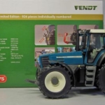 FENDT Favorit 926 Vario (1. Gen.) Vorführschlepper in schaal 1:32 van het merk weise toys